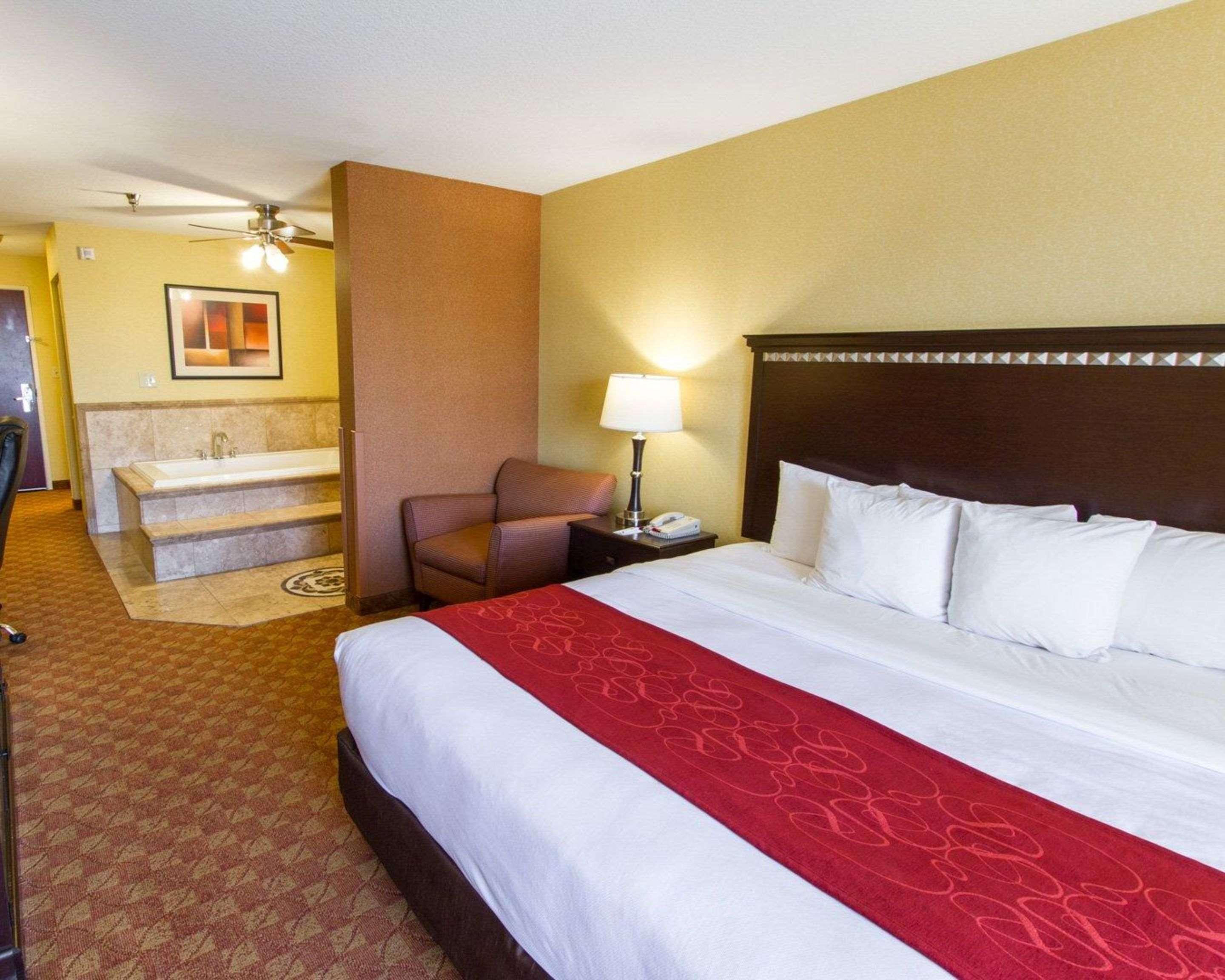 Comfort Suites Phoenix Airport Tempe Ngoại thất bức ảnh